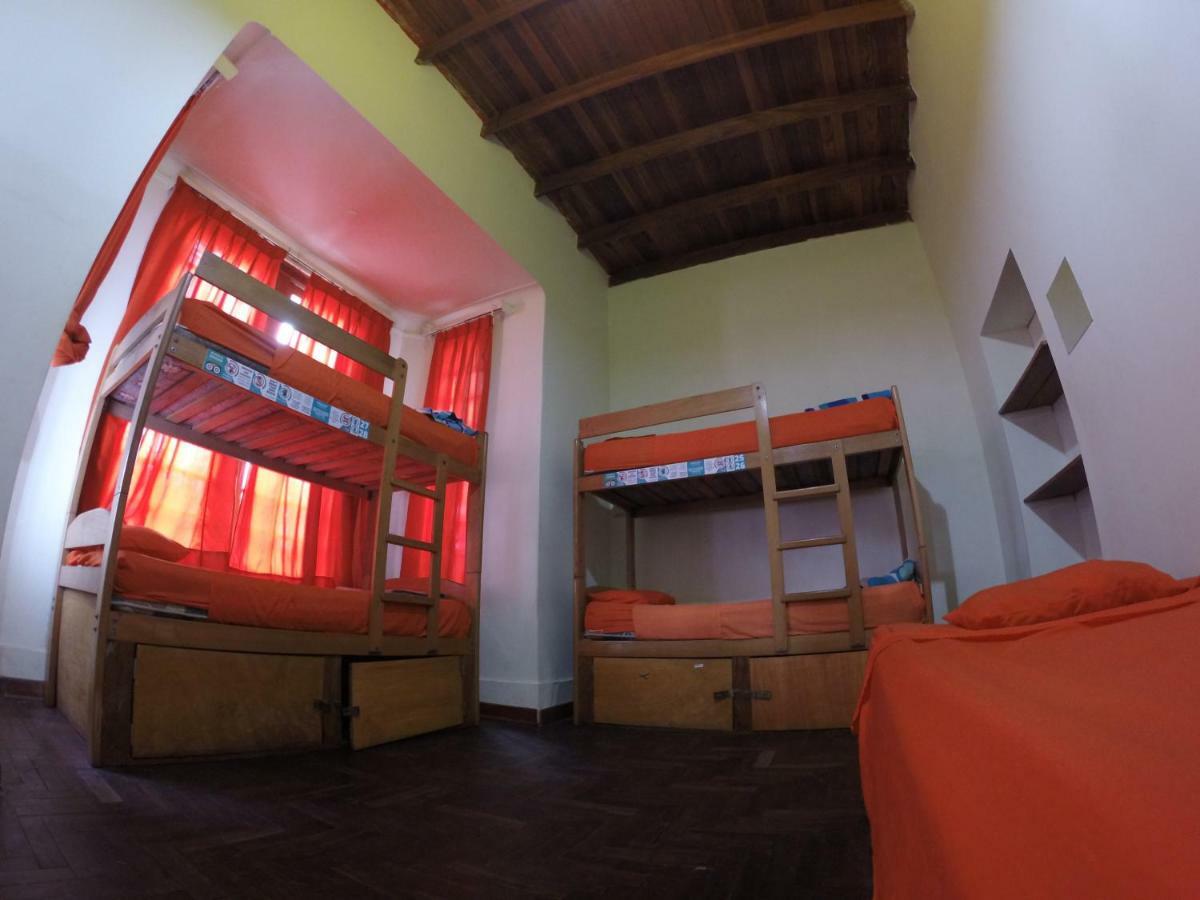 The Point Hostels Lima Luaran gambar
