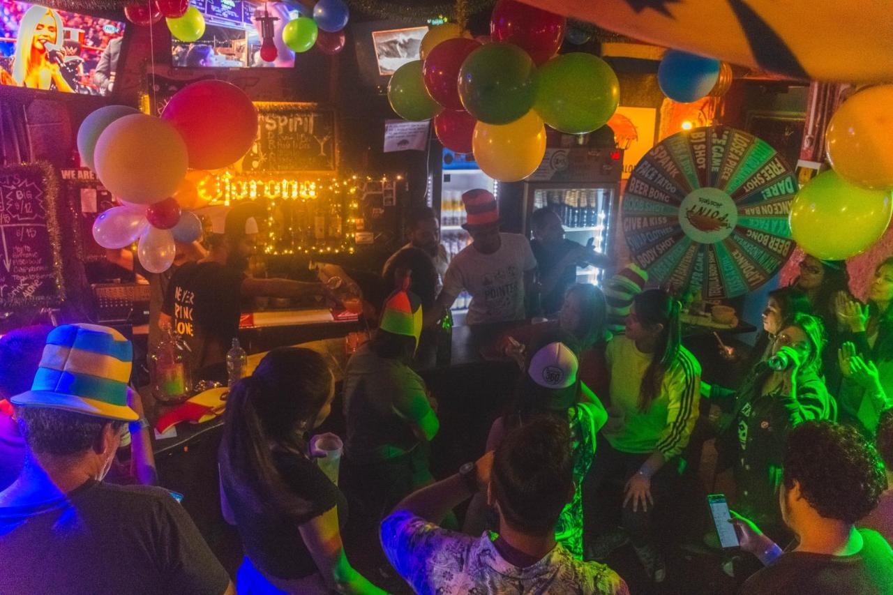 The Point Hostels Lima Luaran gambar