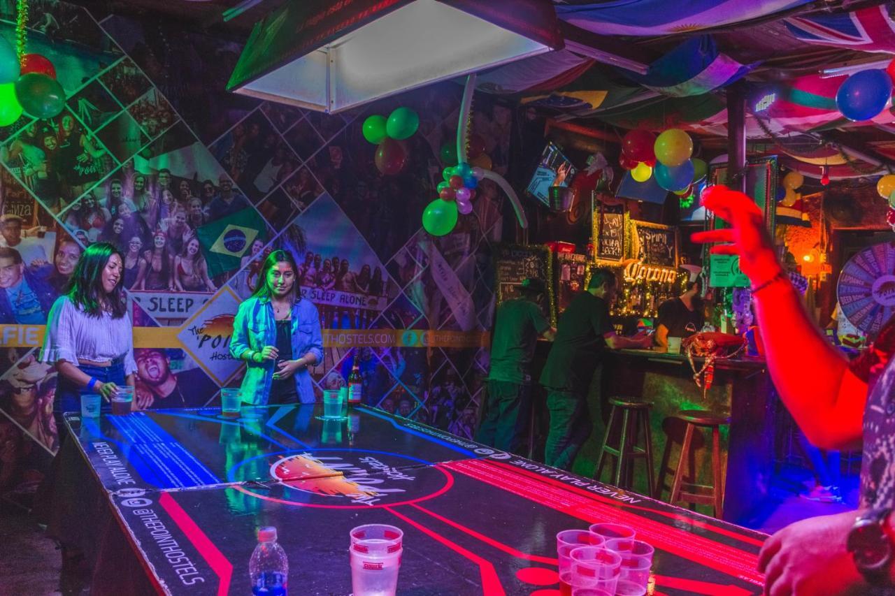 The Point Hostels Lima Luaran gambar